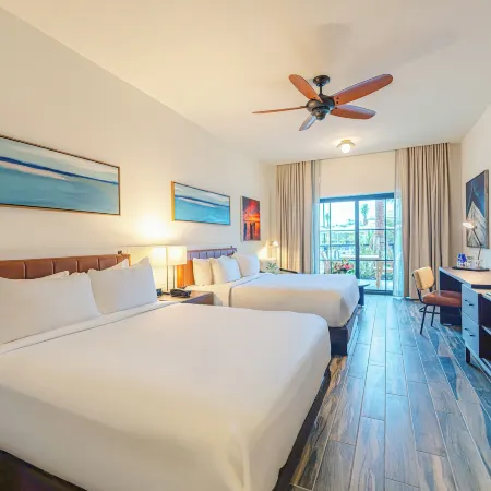 The Perry Hotel Naples