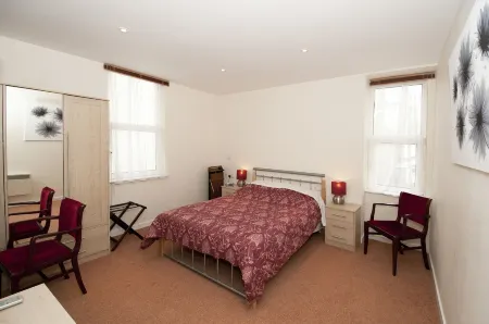 Cunard Apartments Отели в г. Дуглас