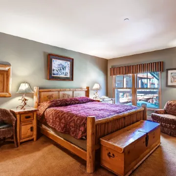 Jackpine & Black Bear Condos by Vail Resorts