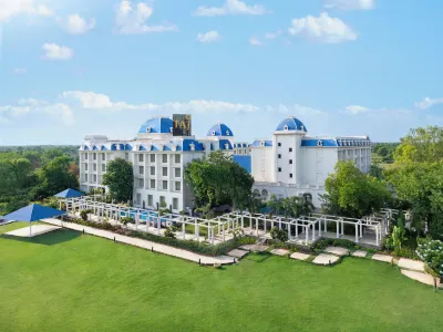 Taj Gandhinagar Resort and Spa Hôtels à : 