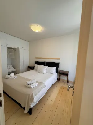 The Centric Apt by Loc Hospitality