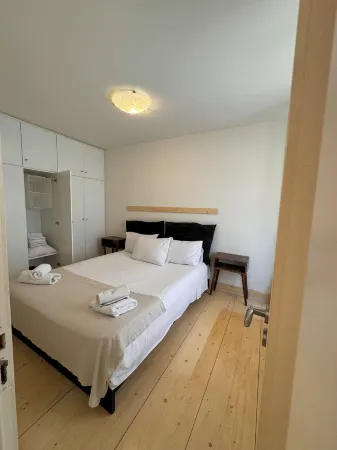 The Centric Apt by Loc Hospitality Отели рядом с достопримечательностью «Нео Фрурио»