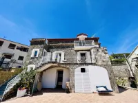 YourHome - Relais Loggia Li Galli - Hotel/Alojamientos familiares