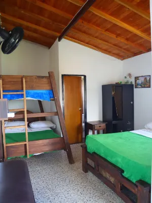 Finca Vacacional Guanani Hotels near Juan Curi Waterfall