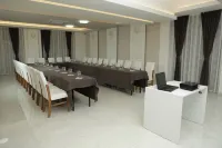 Andoena Resort