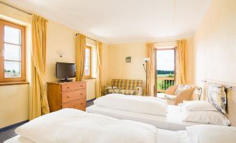 Hotel Und Landgasthof Altwirt