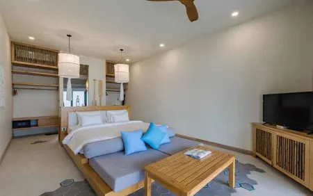 Que Toi Village Resort Phu Yen Отели в г. Шонгкау