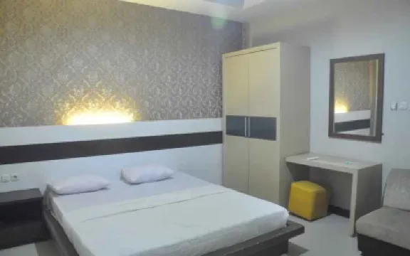 Hotel Indah Kendari Hotels in 