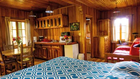 Los Quetzales Ecolodge & Spa Отели в г. Бугаба