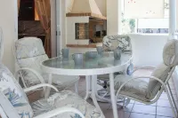 Luxe 3 Bd Penthouse 5 Min from Drosia Square Hotels in Anatoliki Attiki