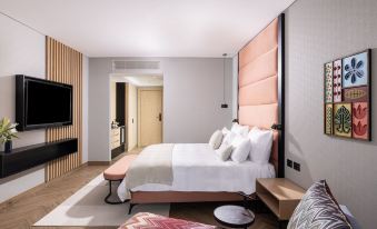 Almond Hotel