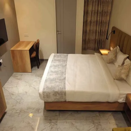 Varay Eco Hotel