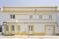 Amarela 17 - Rooftop Pools