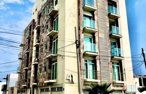 帶泳池和海景的房子，配有2台電視和Netflix