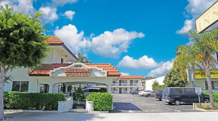 Hawthorne Plaza Inn Near LAX Отели в г. Хоторн
