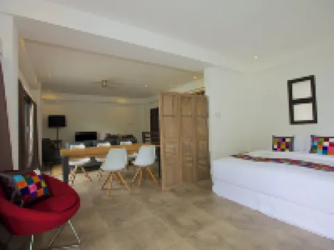 ラ シェブレリ リゾート & スパ バタンガスのホテル