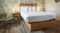 The LEEF Hotel Hotels in Glendale