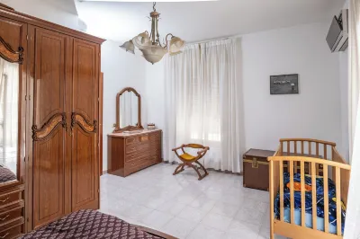 Casa Della Nonna فنادق في Gangi