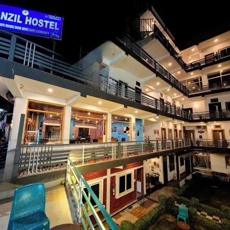 Manzil Hostel