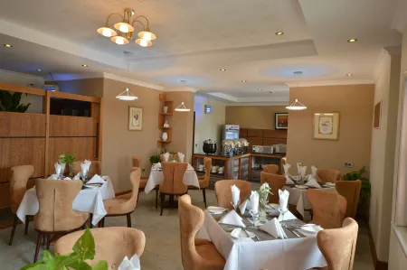 Alphaplus Apartments