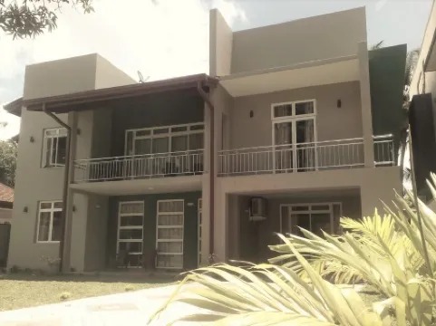 Lanka Lands Holiday Home