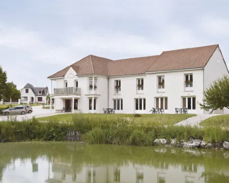 L'Orée des Châteaux Hotels in Bracieux