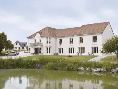 L'Orée des Châteaux Hotels in Bracieux