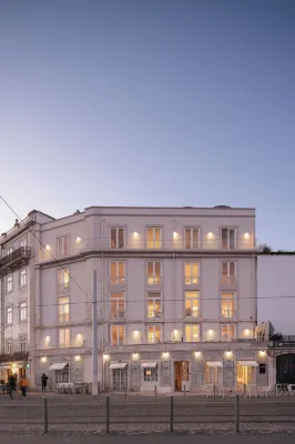 LIOZ Lisboa Hotels near Espaço Memória na Tipografia Popular