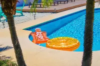 Four Bed Home with Pool Game Room Bar Near Beach - Pool
