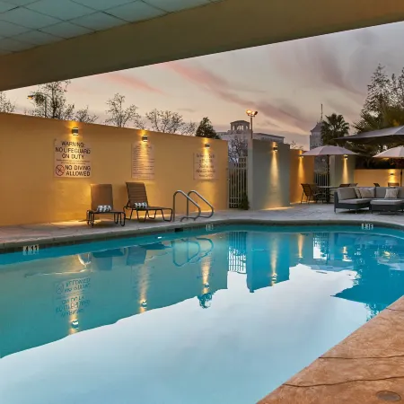 DoubleTree by Hilton Fresno Convention Center