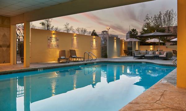 DoubleTree by Hilton Fresno Convention Center