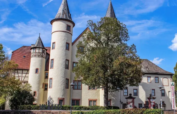 布魯赫薩爾精品酒店