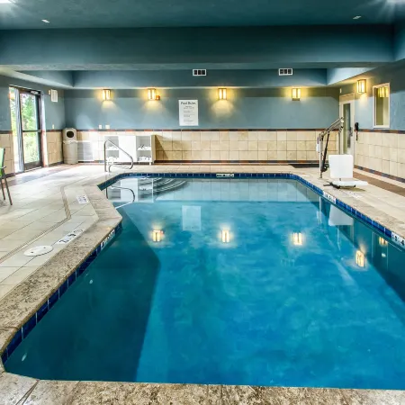 Holiday Inn Express & Suites OLATHE SOUTH by IHG