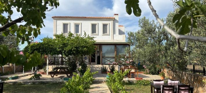 NEVALINN Hotels in Tenedos