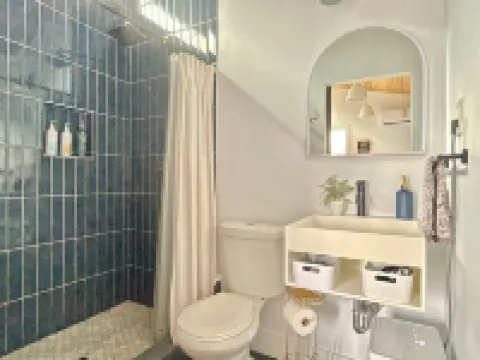 Cozy Patio and Luxurious Amenities - Charming Modern Studio