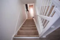 Cozy 3-Bedroom Home in Luton - Homestays