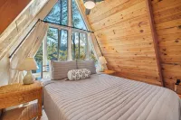 The Cozy Cove A Unique and Unforgettable Experience on Lake Hamilton 파이니 호텔