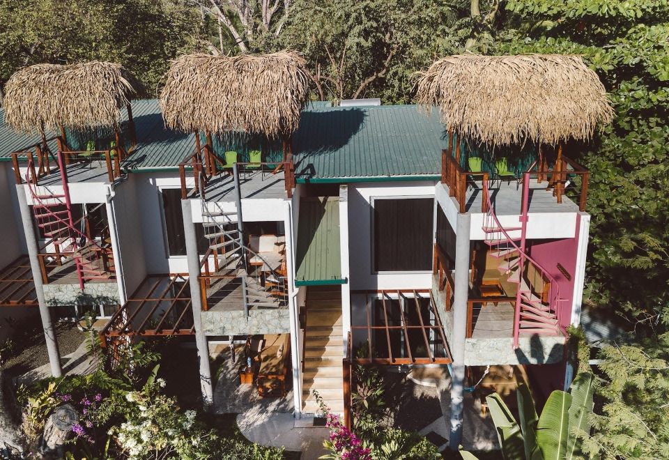 Hotel Iluminar Beachfront Suites, Exterior, Hotel Exterior