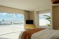 Villa Ainé Luxury Villa Hotels near Puerto Calero Marina