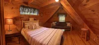 Spacious cabin surrounded by nature… w/ Pool table, Firepit....