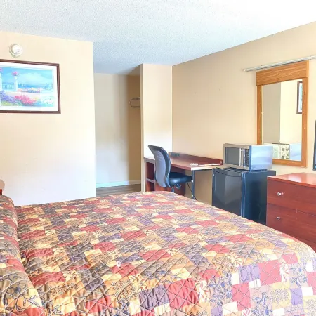 OYO Economy Inn