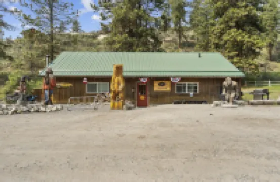 Echo Valley Resort + Cabins