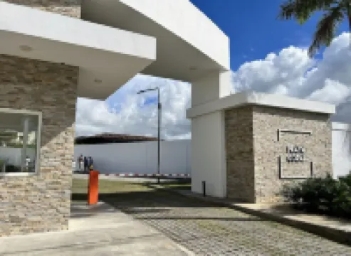 天堂F22珊瑚海灘公寓