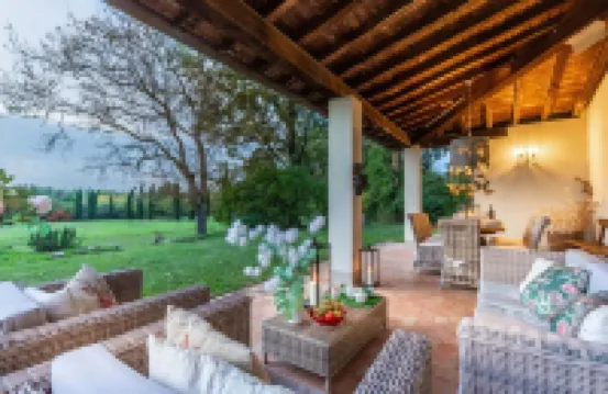 Orentano的Villa Drago