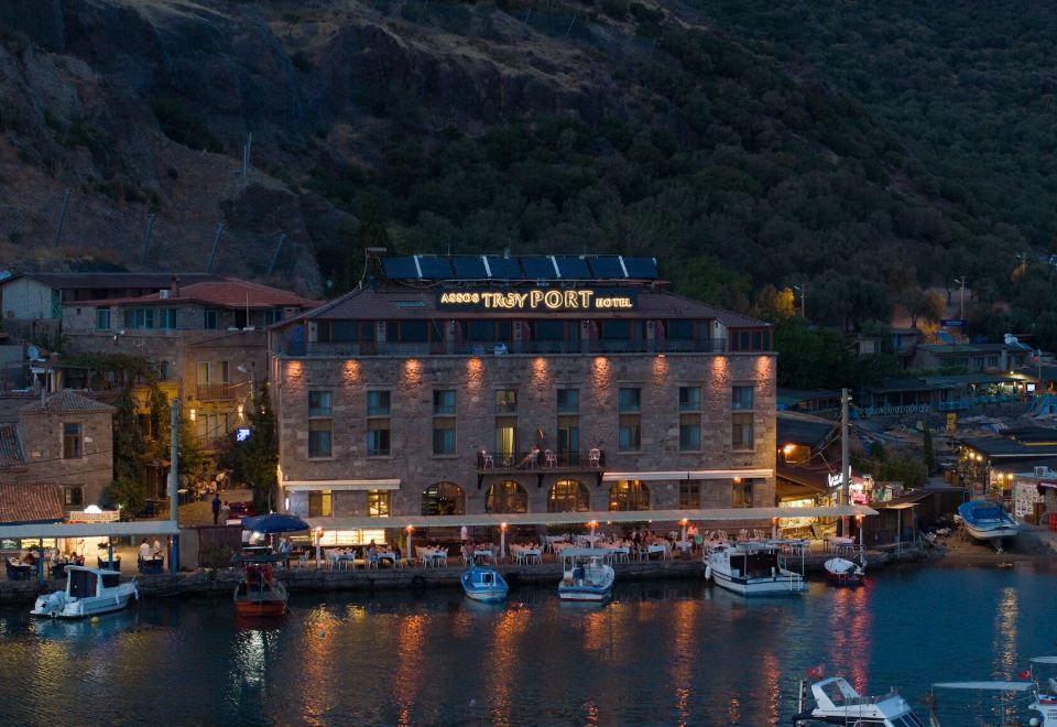 hotel overview picture