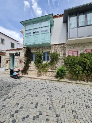 Nidus Alaçatı - Ramah Hewan Peliharaan