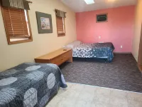 The Outpost Lodge Hotels in Sully County