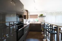 Perfect couple retreat to unwind&relax with HotTub Hotels in Telscombe Cliffs