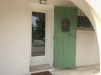 Sur les Pas de Pagnol Hotels in Auriol