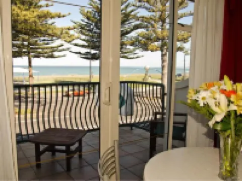 Beachfront Motel Hotels in Napier